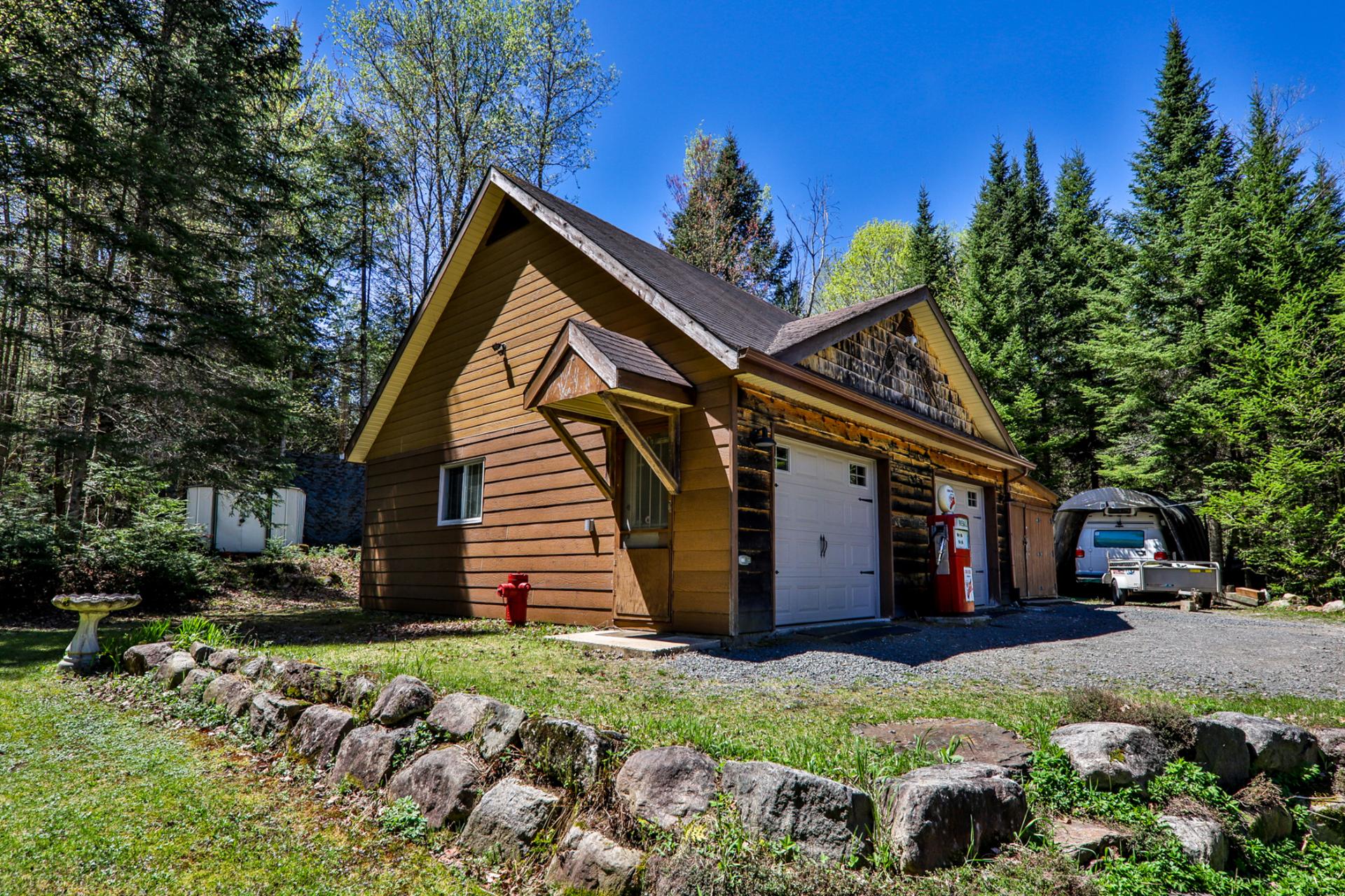 Garage