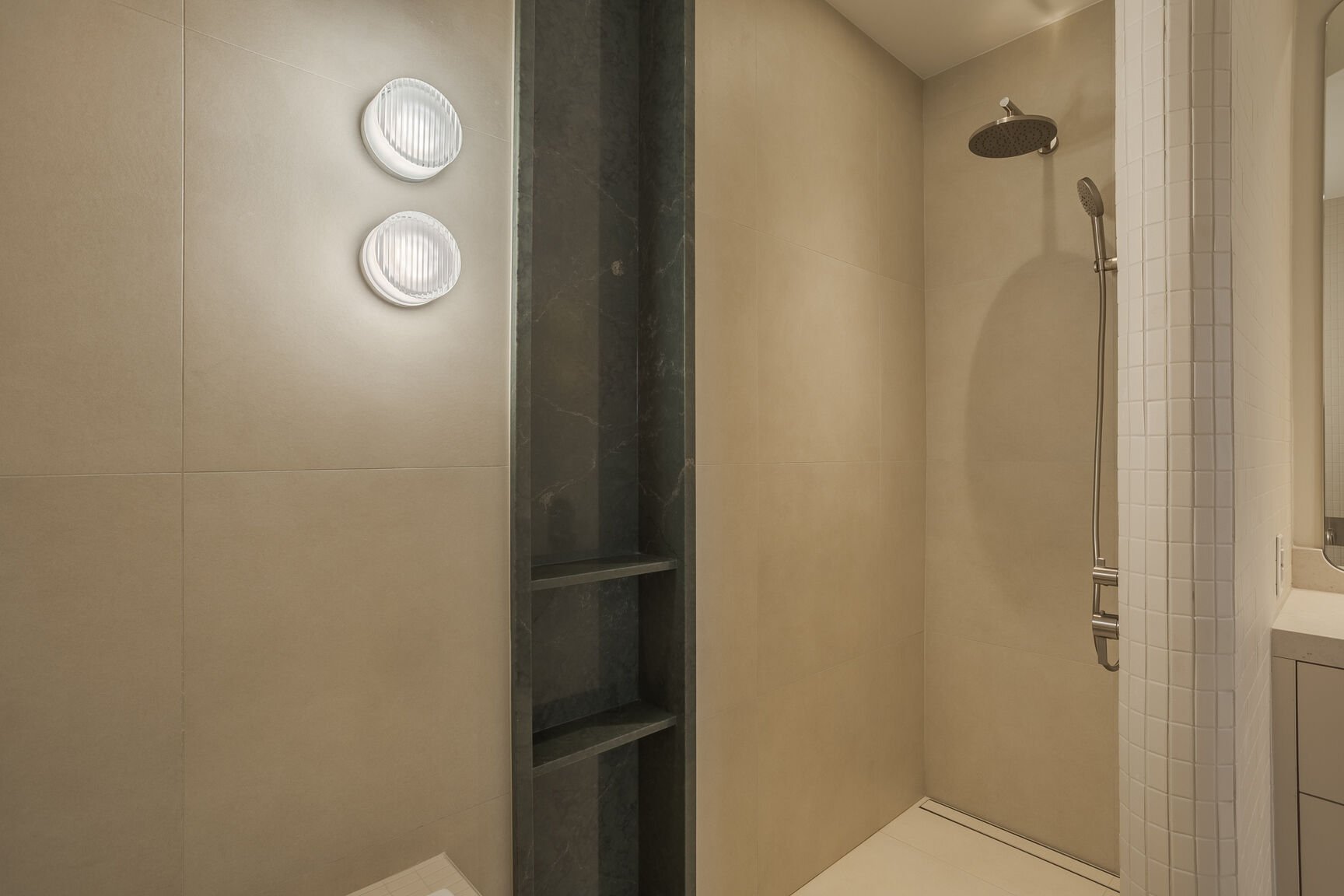 Salle de bains attenante à la CCP